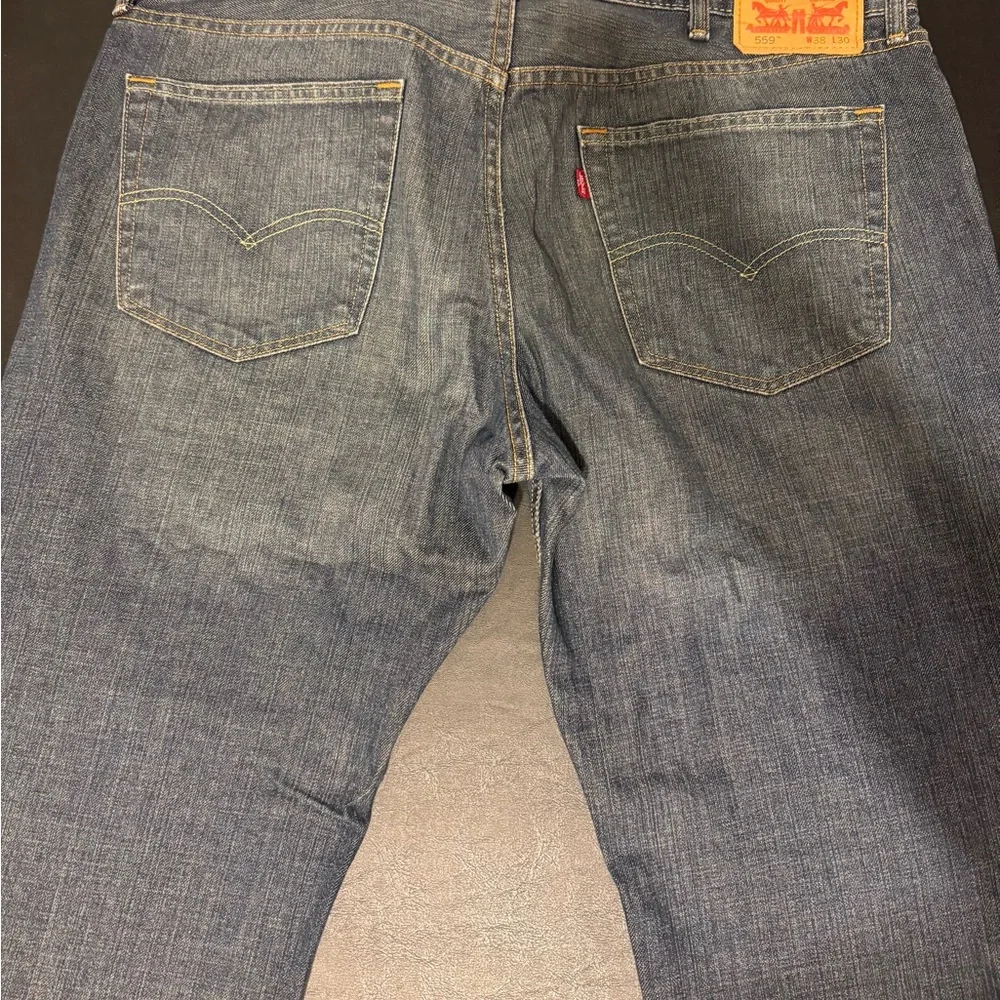 Levi's Men's 559 Blue Jeans - Picture 2 of 3